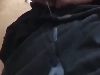 super big cum on my chest  فشار پاشیدن آب پسر ایرانی بعد جق زدن