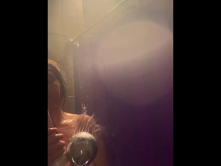 Chubby girl Gets naked at planet fitness then masturbates