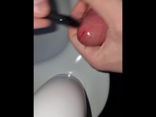 Big Dilator in my Urethra, Second one is too big – Mit Clipchamp erstellt