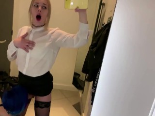 Tranny has fun with her girlfriend in the changing room