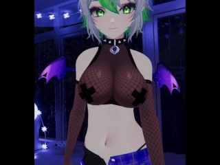 VTuber Apricot Froot slideshow