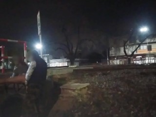 sexo en público en la calle al aire libre atrapados follando por policia autobus mirones y trenes