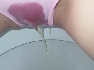 Dripping wet 💦 shinny wet pussy in pink Panties