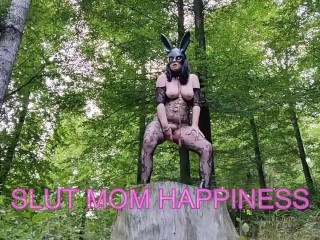 Cosplay hot milf in a bodysuit and bunny mask masturbates until she cums