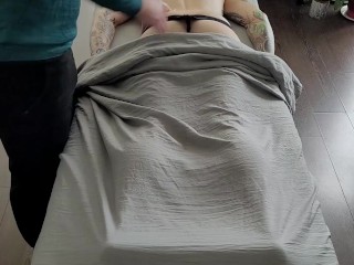 Tattooed Massage Client Flashing Masseur: Second Session with MassageViper