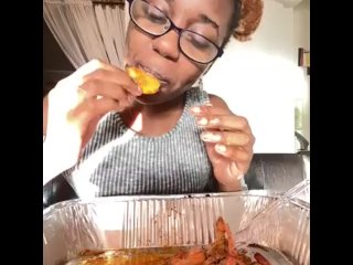 Alliyah Alecia Eats Seafood (Eating Show+ASMR)