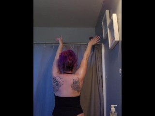 MILF PURPLE HAIR MAKEUP DANCING BIGBUTT BIG ASS TATTOOS HAPPY EXCITED