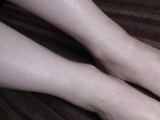 Creampie twice in a row on a white slender body!