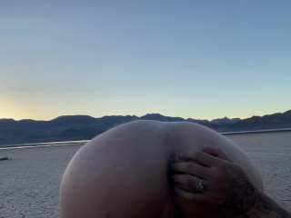 Eating His Ass in the Middle of the Desert - Jamie Stone