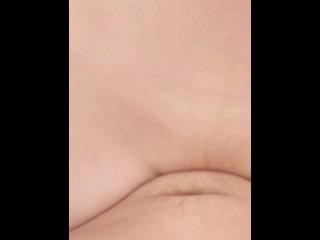 【素人無修正】普段はおっとりしているのにSEXになると自ら腰を振り出す本能むき出しのスレンダー美女