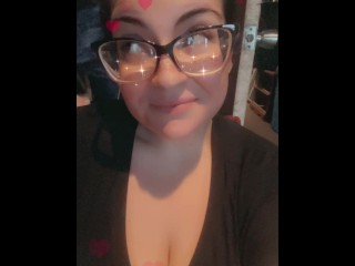 FREE compilation sexiest pics/vids all natural nerdy brunette Bbw Milf