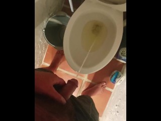 Golden Shower - SirChrisx9 - felt like extending the magick during a cam session pee break 😋