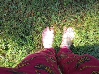 POV Earthing my toes in some wet ass grass