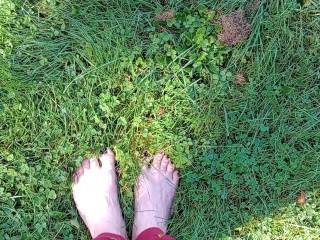 POV Earthing my toes in some wet ass grass