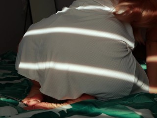 Curvy MILF wife with a huge ass gives me a blowjob and missionary sex.