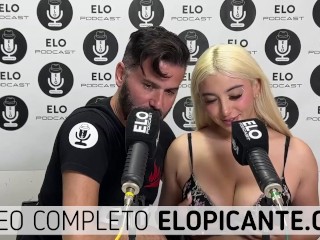 LORE SOFIA MUESTRA SUS TETAS GRANDES NATURALES CON ELO PODCAST