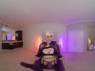 Kenzie Taylor As SOULCALIBUR's IVY VALENTINE Summons Your Mighty Sword