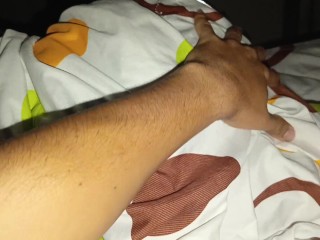 POV: PARTE 1/3. Mi cuñada me seduce quedándose en mi cama, casi nos pilla su hermana.