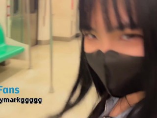 【咪咪寶】肛塞坐捷運～下面超緊！