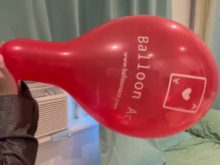 Blowing up a 14’’ Belbal Balloon until it POPS!