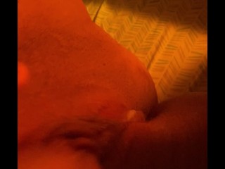 Watch me edge myself until I orgasm and squirt all over the sheets (Latina amature + moaning)