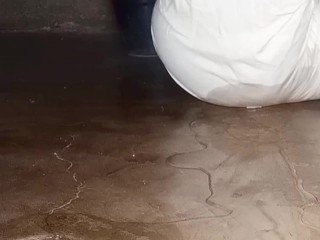 I Can't Interrupt My Online Games So Im Pee In Here