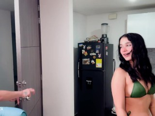 I meet a lesbian girl in colombia and she sucks my ass 5 minutes later