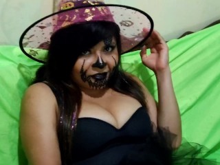 SEXY STEPSIST DOES THE UNEXPECTED!! BUSTY BITCH GETS VERY HOT ON HALLOWEEN