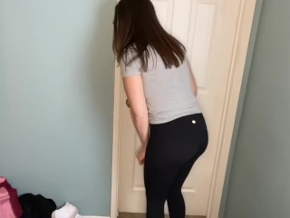 Audrey Farting And Desperate To Use The Bathroom!