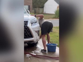 Handyman Helps Horny Mature Milf Danni Jones With Her Wet Pussy