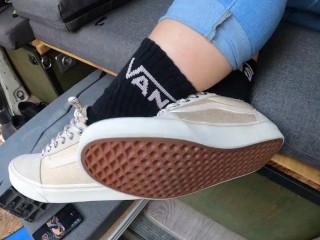 MissAtri´s showing their Vans soles
