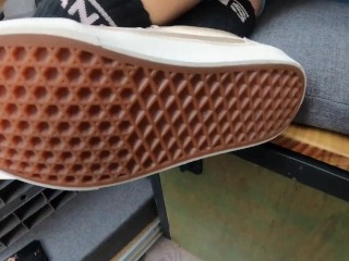 MissAtri´s showing their Vans soles
