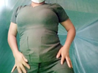 old woman doesn't know how to clean her ass after fucking!! her fat vagina is very hot and excited