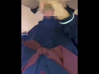 セーラー服の黒髪美女に手コキザーメンぶっかけ