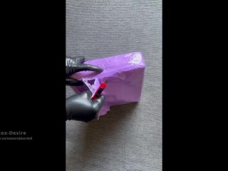 Unpacking the pussy mask from Dreammaskstudio