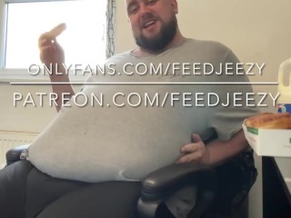 24 Krispy Kreme Belly Stuffing! Feedjeezy Male Feedee belly stuffing Fatpad