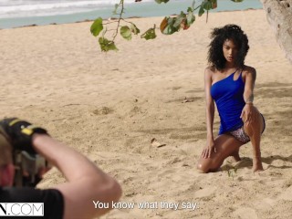 VIXEN Exquisite model Barbie charms her strict photographer