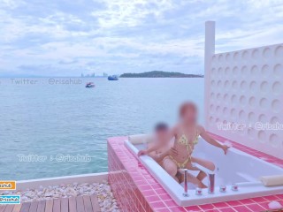 fucked in bath, Sบรรยากาศเป็นใจ วิวทะเลสวยๆ ลมทะเลเย็นๆ แดดกำลังพอดี กับกิจกรรมระหว่างคู่รักสุดเสียว