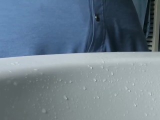 Guy Pee in Sink with FUNNY rewind