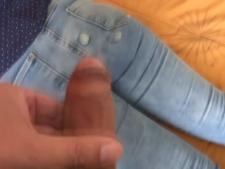 I love your big cock cumming in my ass with the jeans on, give me full milk