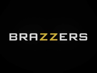 Guess Who's Cumming To Dinner?.Sarah Illustrates / Brazzers