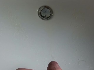 Man Piss in Sink and he farts many Times its Amazing