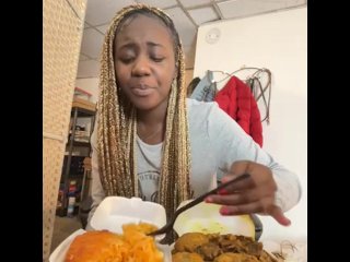 ASMR/ Patois: Alliyah Alecia Munching, Eats Jamaican Macaroni and Cheese - Mukbang Eating Show!!!!