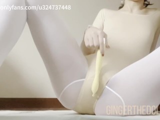 【ginger姜姜】芭蕾体服舞蹈生自慰高潮把厚白丝全部打湿～尿一裤子