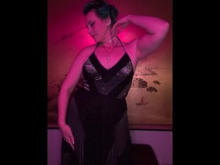 Glamorous Slut Striptease