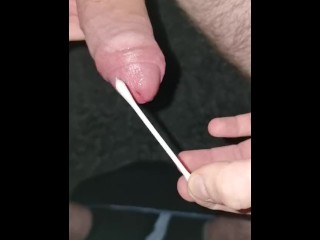 Playing with some Q-Tips, accidentaly inserting them into my cock, felt very rough.