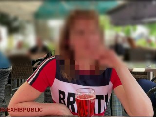 Orgasm in a public bar, showing off my pussy