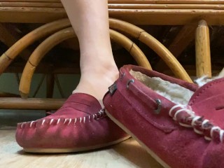 Watch my soft soles in moccasins while my family doesn’t pay attention