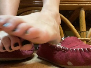 Watch my soft soles in moccasins while my family doesn’t pay attention