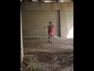 Dumb Internet Bitch gives Homeless Man a Show.